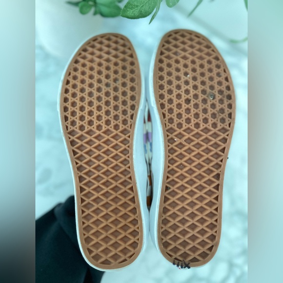 Vans Rainbow Checkered Slip-On Shoes Womens Size 9 - Picture 5 of 7